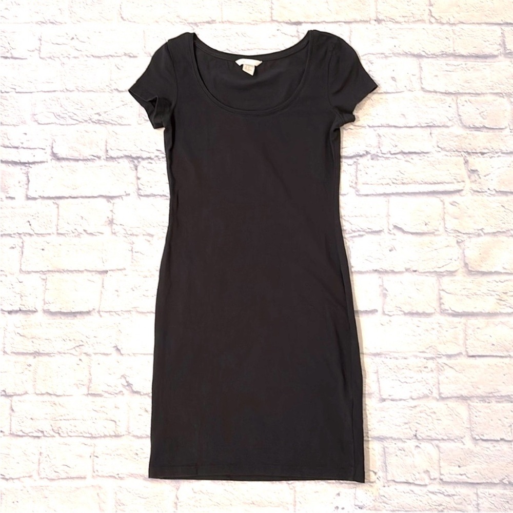 H&M Short Sleeve Bodycon Dress Black Tee Shirt Style Whimsygoth Feminine Size XS